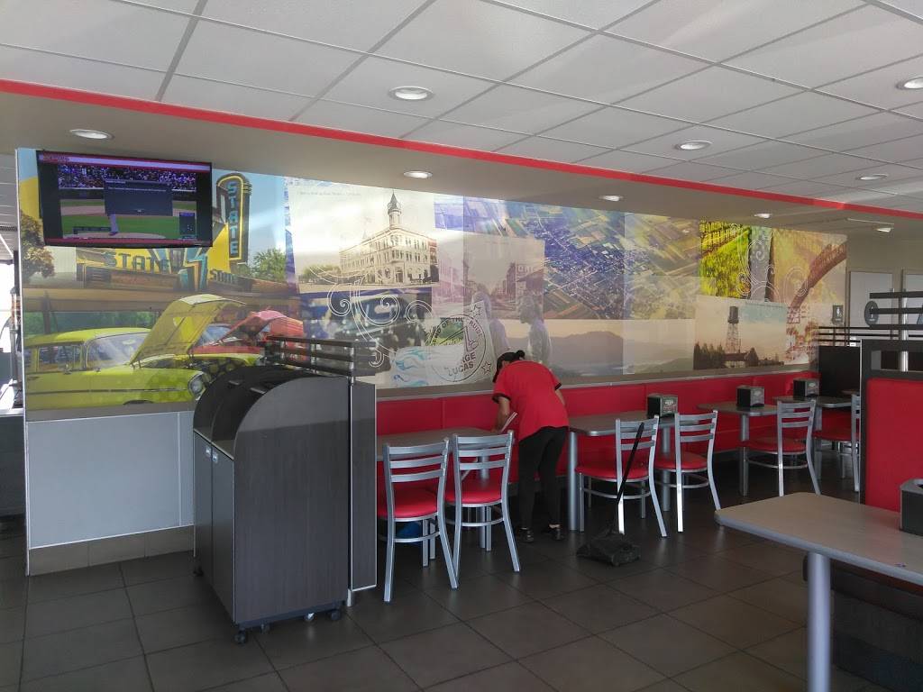 Carls Jr. | restaurant | 2808 McHenry Ave, Modesto, CA 95350, USA | 2095776009 OR +1 209-577-6009