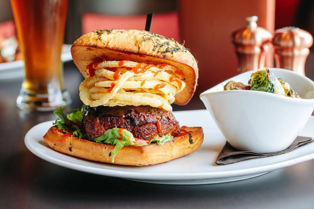 110 Grill - Syracuse (Destiny USA) | restaurant | 9090 Destiny USA Dr, Syracuse, NY 13204, USA | 3154220110 OR +1 315-422-0110