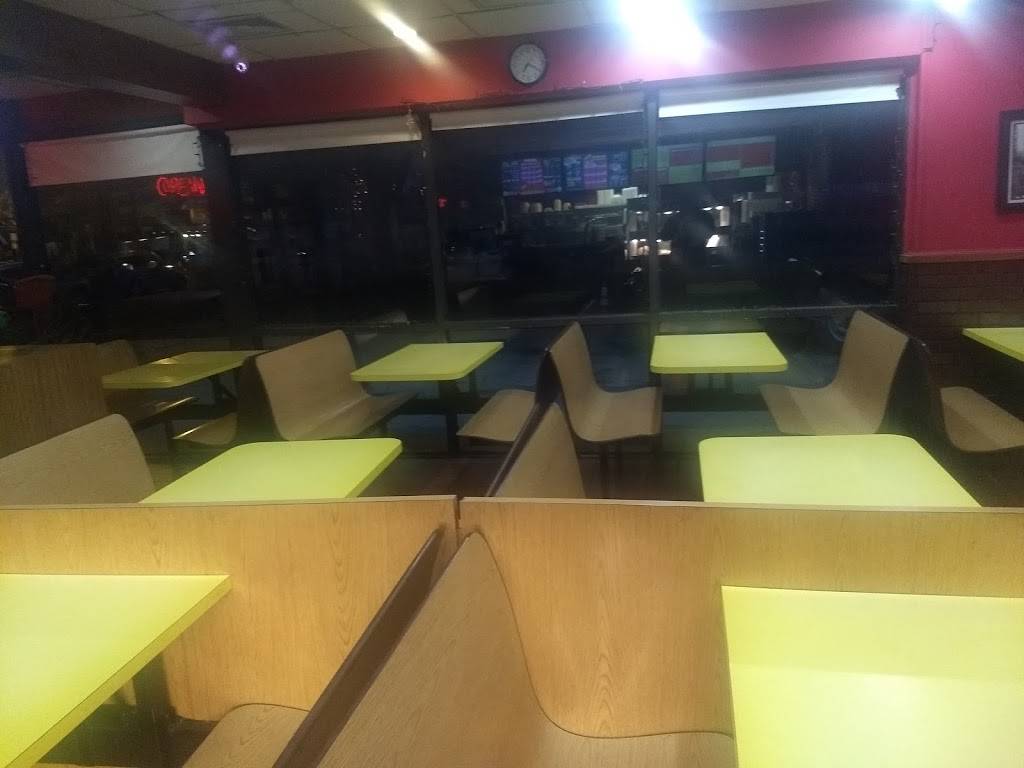 Krispy Krunchy Chicken American | restaurant | 5800 W Irving Park Rd, Chicago, IL 60634, USA | 7732838888 OR +1 773-283-8888