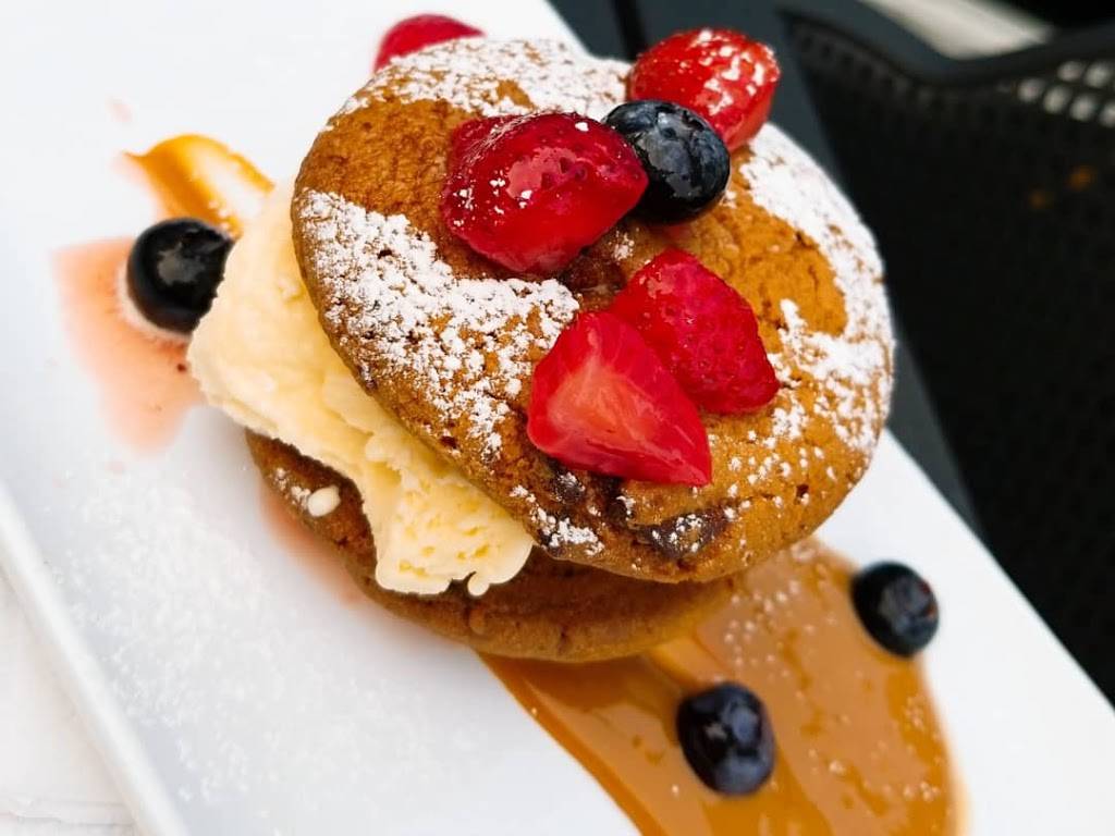 Watermark restaurant | restaurant | 249 Queens Quay W, Toronto, ON M5J 2N5, Canada | 4169152709 OR +1 416-915-2709