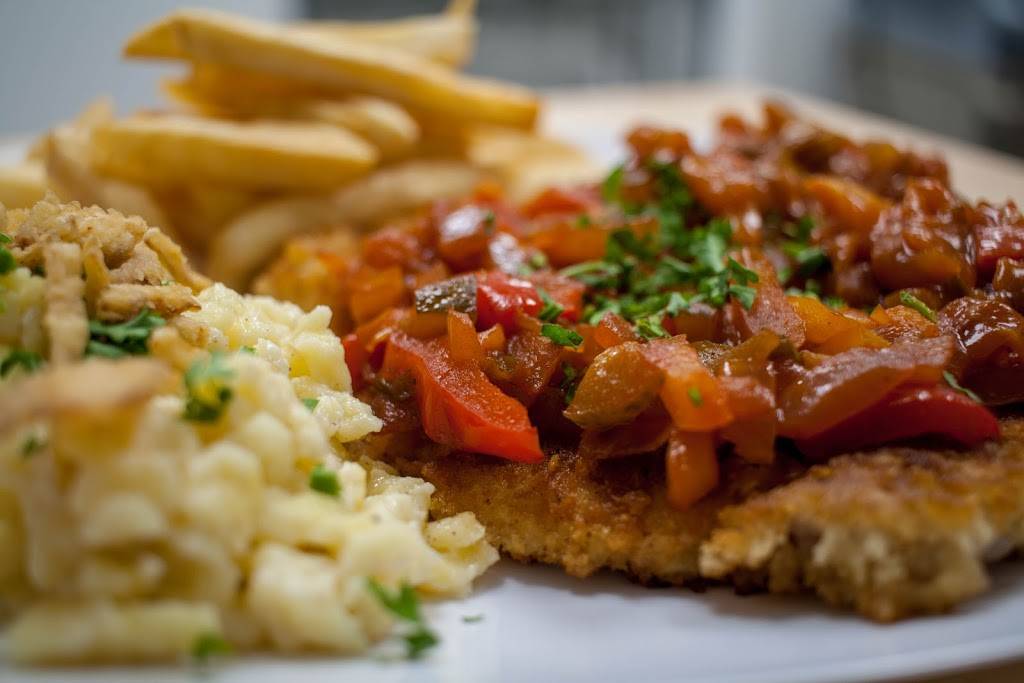 Schulzes Schnitzel Kitchen | restaurant | 126 Bernard Ave, Knoxville, TN 37917, USA | 8002459764 OR +1 800-245-9764