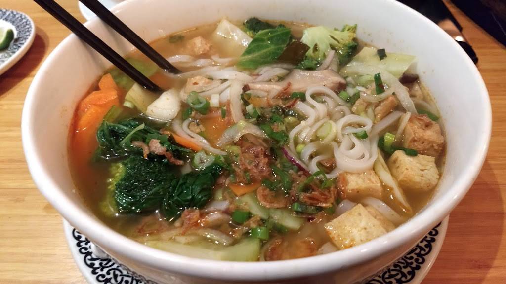 Bac Ky Vietnamese Canteen | restaurant | 567 King St W, Toronto, ON M5V 1M1, Canada | 4165997468 OR +1 416-599-7468