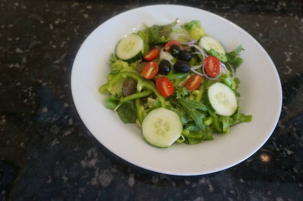 Colombos Pizza & Cafe | restaurant | 2 Brande Ct, Reading, MA 01867, USA | 7819441006 OR +1 781-944-1006