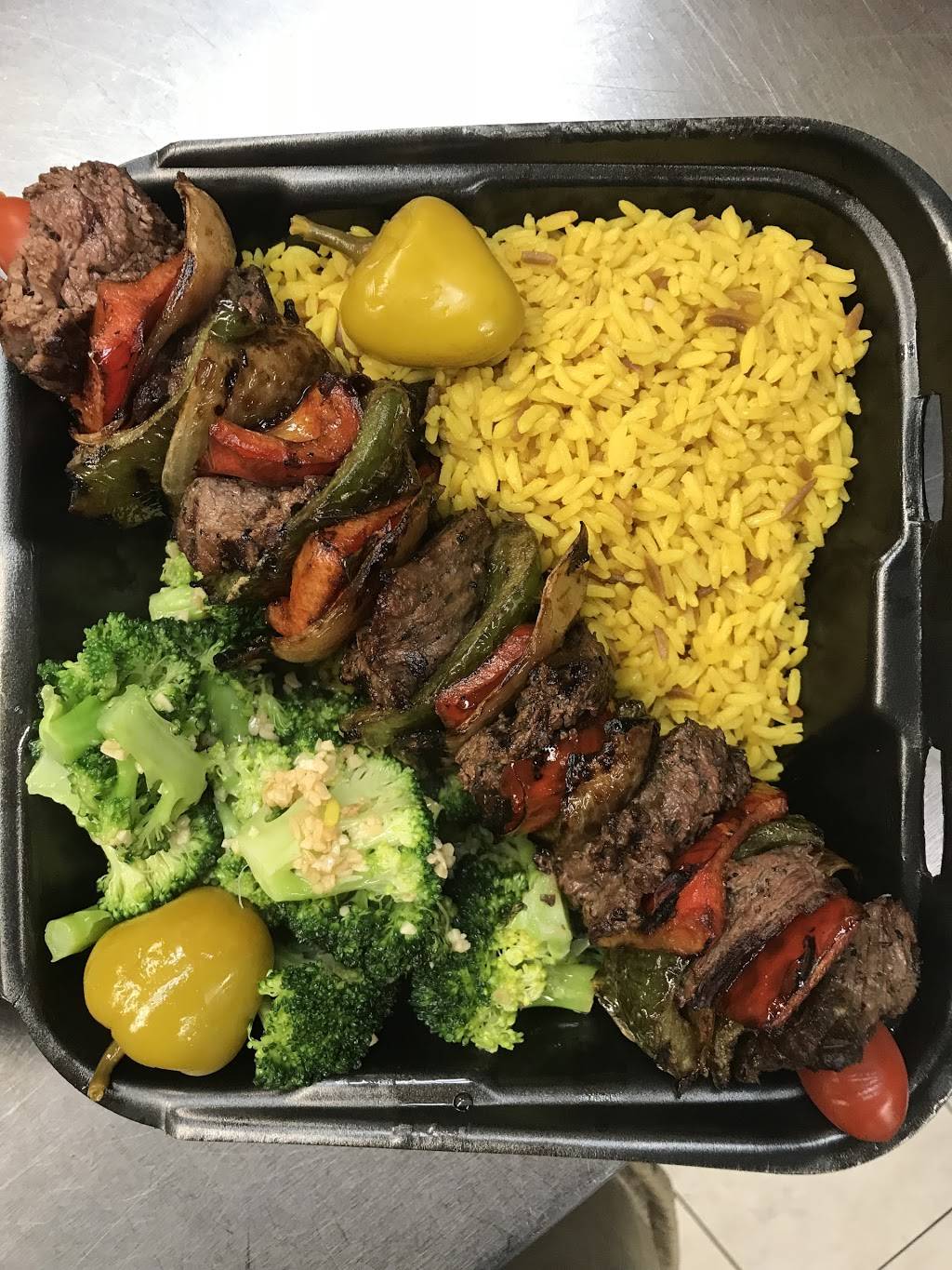 Nicks Place | meal takeaway | 306 Central St, Saugus, MA 01906, USA | 7812318100 OR +1 781-231-8100