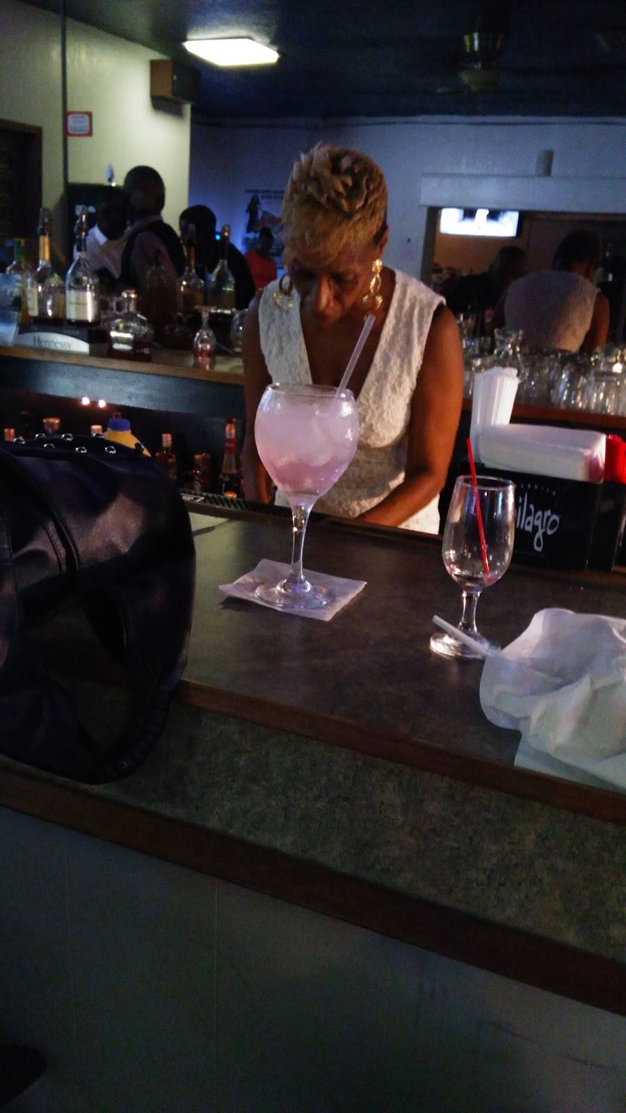 JAGS BAR | restaurant | 481 N Schuyler Ave, Kankakee, IL 60901, USA | 8153044070 OR +1 815-304-4070