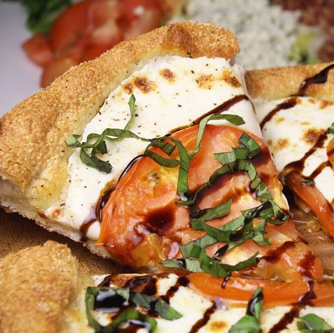 G & P Pizzeria | restaurant | 692 Raymond Rd, Chester, NH 03036, USA | 6038877123 OR +1 603-887-7123