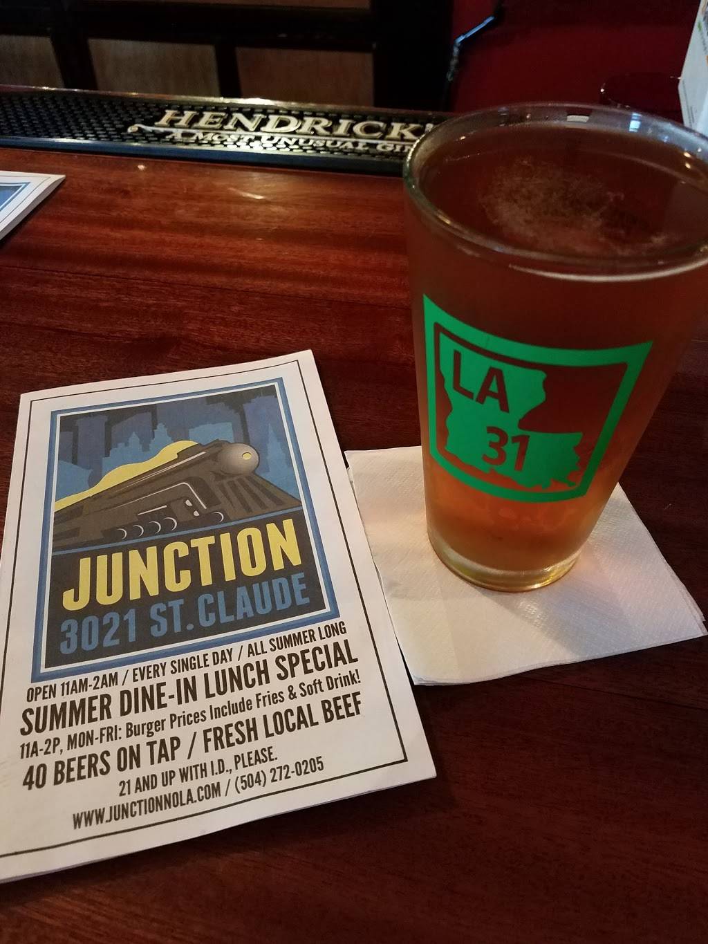 Junction Bar & Grill | restaurant | 3021 St Claude Ave, New Orleans, LA 70117, USA | 5042720205 OR +1 504-272-0205
