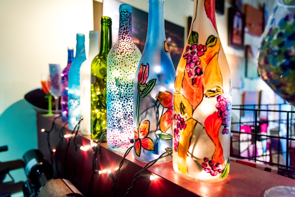 Grapes in a Glass | restaurant | 575 Market Ave N #1545, Canton, OH 44702, USA | 3304539463 OR +1 330-453-9463