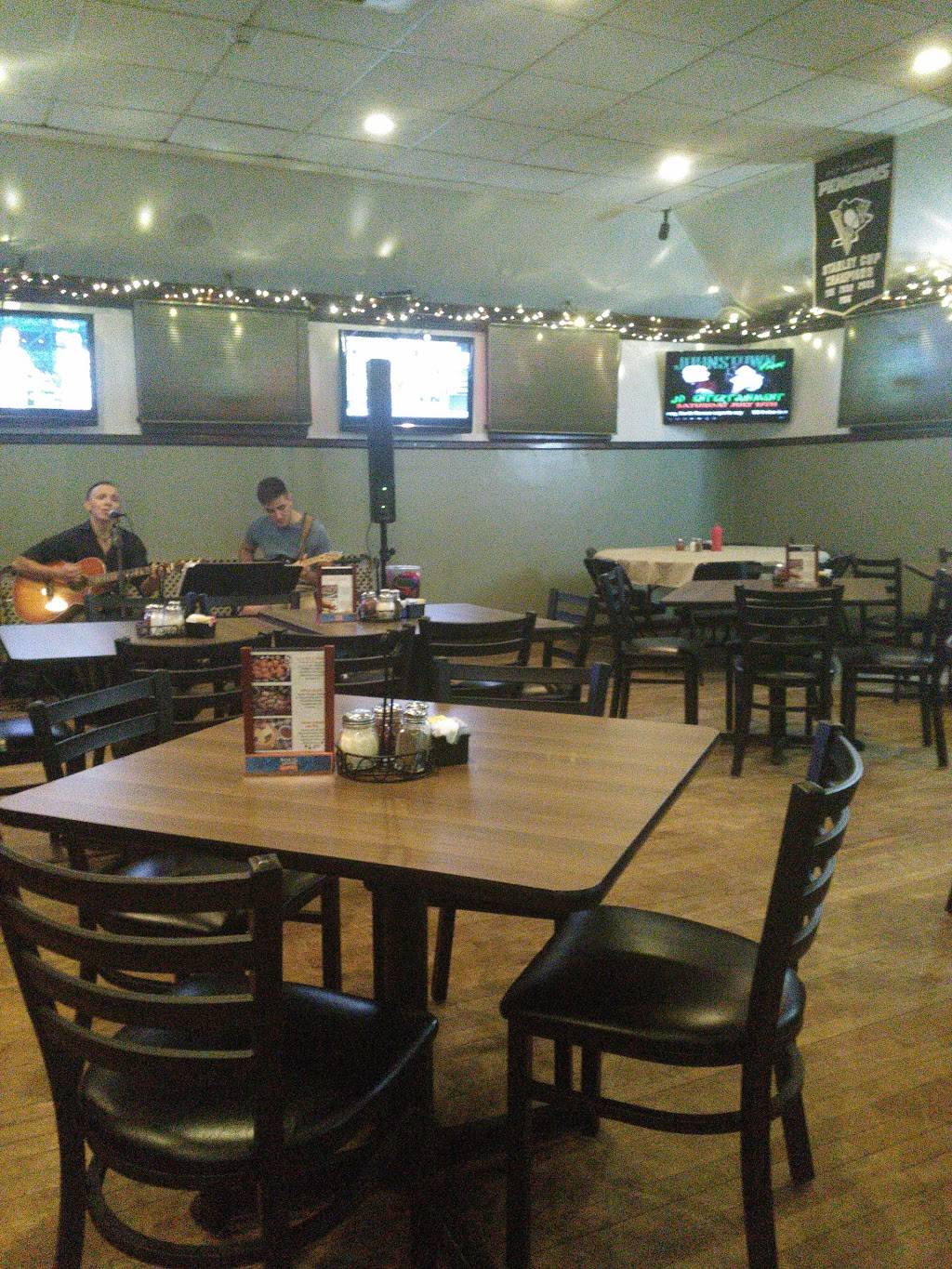 Johnstown Inn | restaurant | 1310 Frankstown Rd, Johnstown, PA 15902, USA | 8145355439 OR +1 814-535-5439