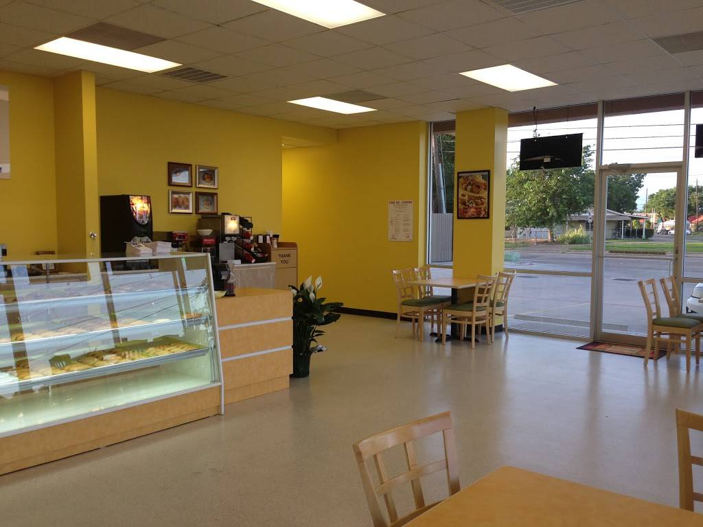 7 Bright Donut | restaurant | 1901 Allen Genoa Rd, Pasadena, TX 77502, USA | 7135340851 OR +1 713-534-0851