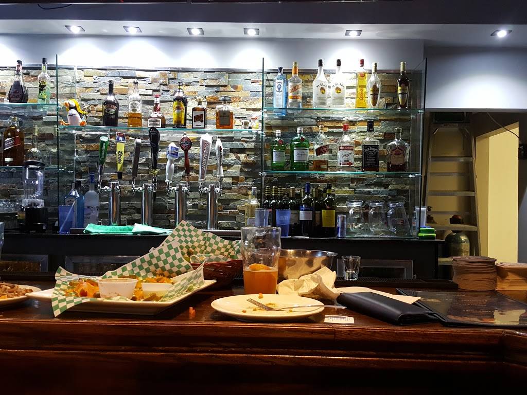 Fanzone Wings & Ribs | restaurant | 1168 Kennedy Rd, Scarborough, ON M1P 2C1, Canada | 4165510415 OR +1 416-551-0415