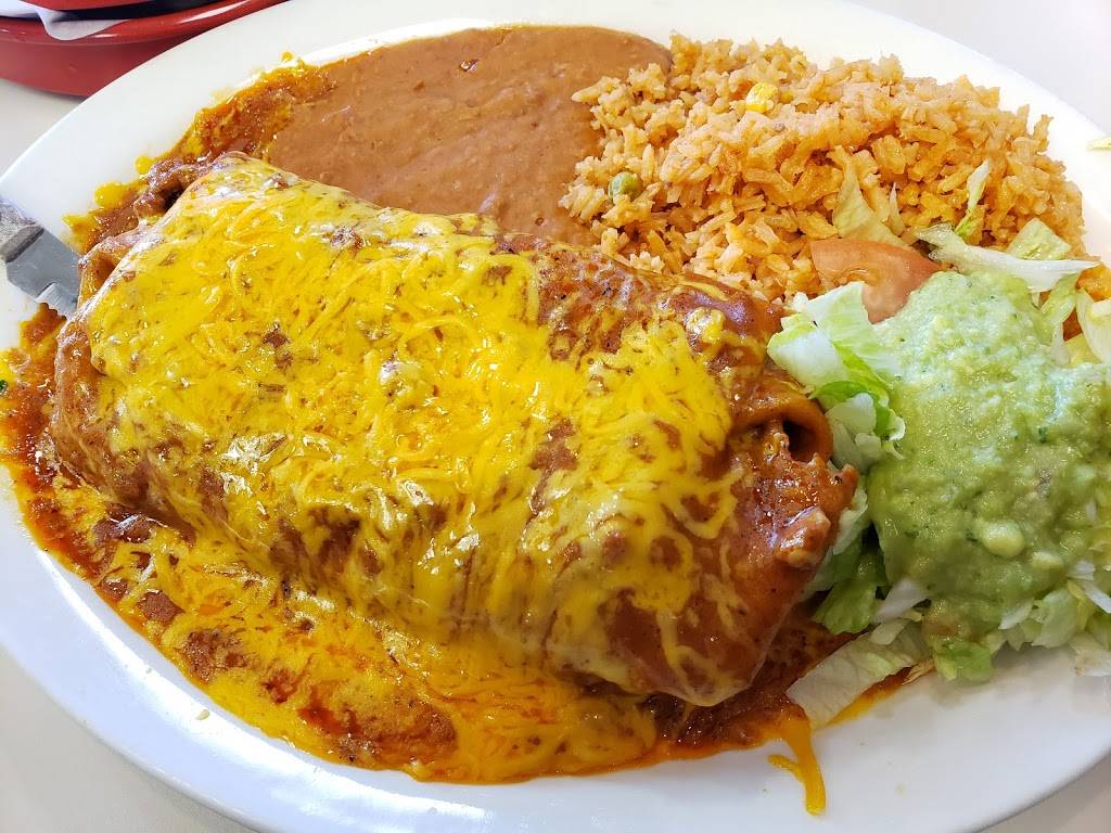 Plaza Tapatia Mexican Grill | restaurant | 9820 Potranco Rd, San Antonio, TX 78251, USA | 2104629792 OR +1 210-462-9792