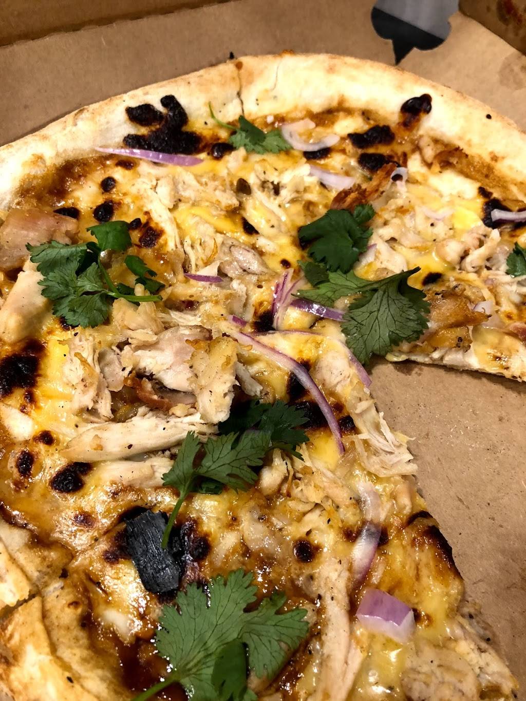 Pierce Tavern | restaurant | 5135 Main St, Downers Grove, IL 60515, USA | 6308695333 OR +1 630-869-5333