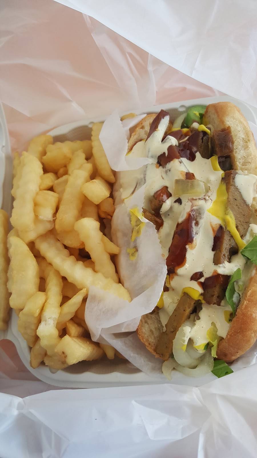 NuVegan Cafe - College Park | restaurant | 8150 Baltimore Ave, College Park, MD 20740, USA | 2405537625 OR +1 240-553-7625