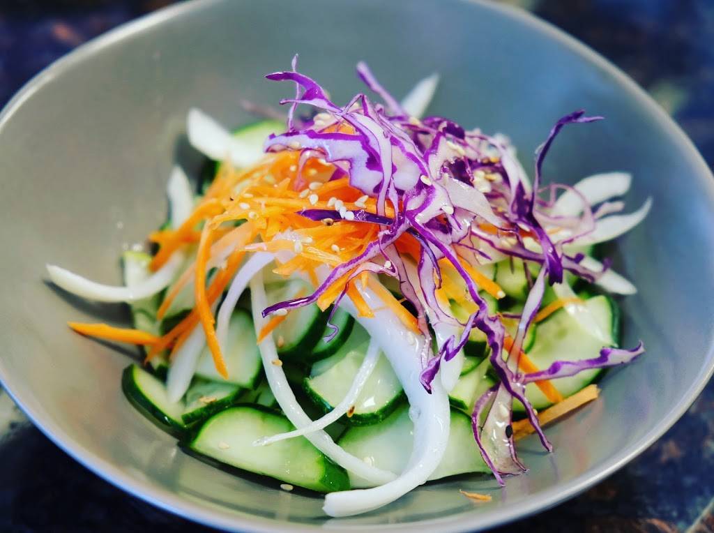 Ruk Sushi & Thai | restaurant | 4700 N Kimball Ave, Chicago, IL 60625, USA | 7739618581 OR +1 773-961-8581