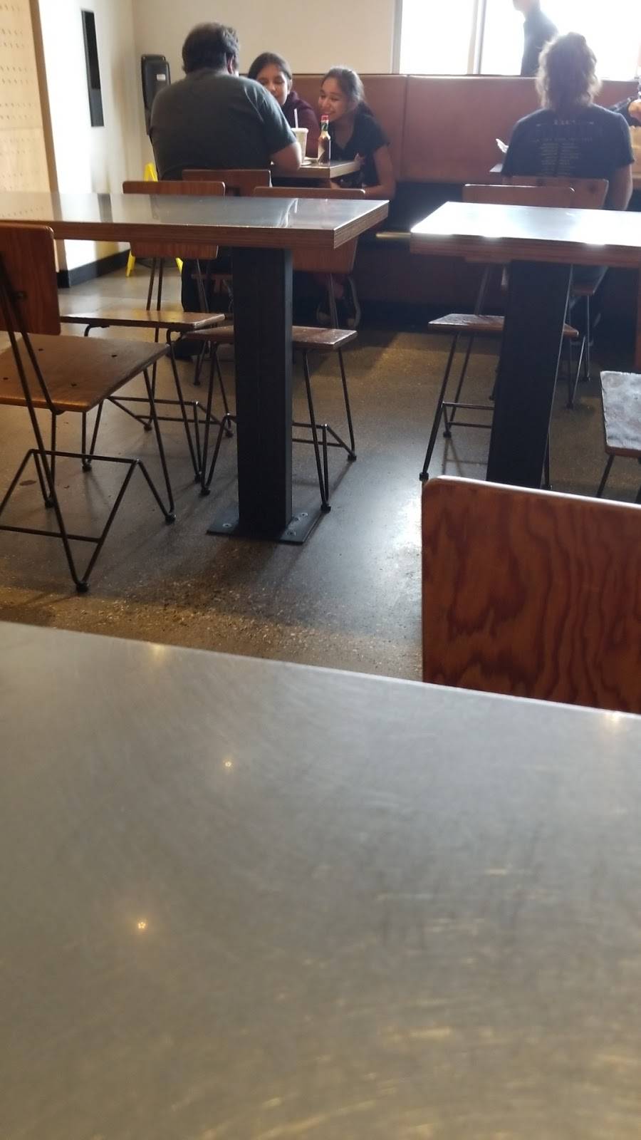 Chipotle Mexican Grill | restaurant | 15528 Whittier Blvd Ste A, Whittier, CA 90603, USA | 5623712028 OR +1 562-371-2028