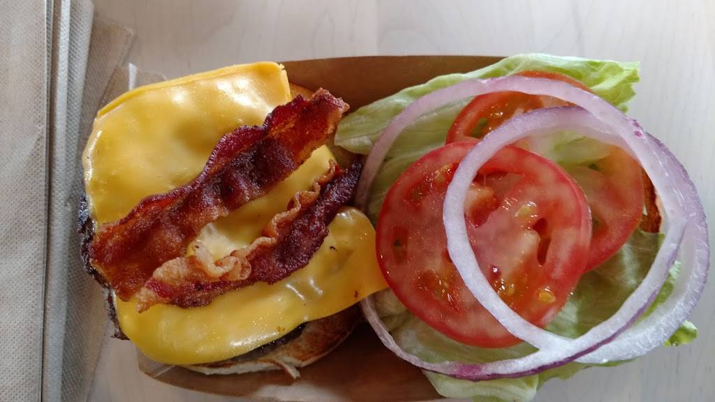 Hat Creek Burger Co. | restaurant | 555 E Exchange Pkwy, Allen, TX 75002, USA | 2147857330 OR +1 214-785-7330