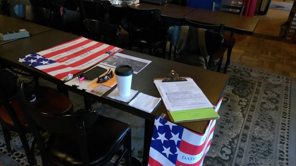 Broadway Grill & Chicken | meal takeaway | 4800 N Broadway, Chicago, IL 60640, USA | 7733345650 OR +1 773-334-5650