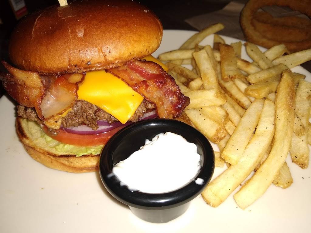 Applebees Grill + Bar | restaurant | 100 Max Wagner Dr, Glasgow, KY 42141, USA | 2706783325 OR +1 270-678-3325