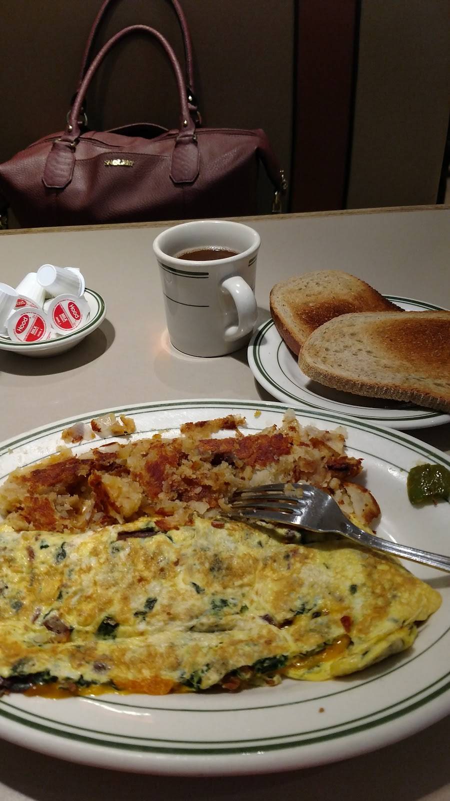 Great Neck Diner | restaurant | 14 Grace Ave, Great Neck, NY 11021, USA | 5164660678 OR +1 516-466-0678