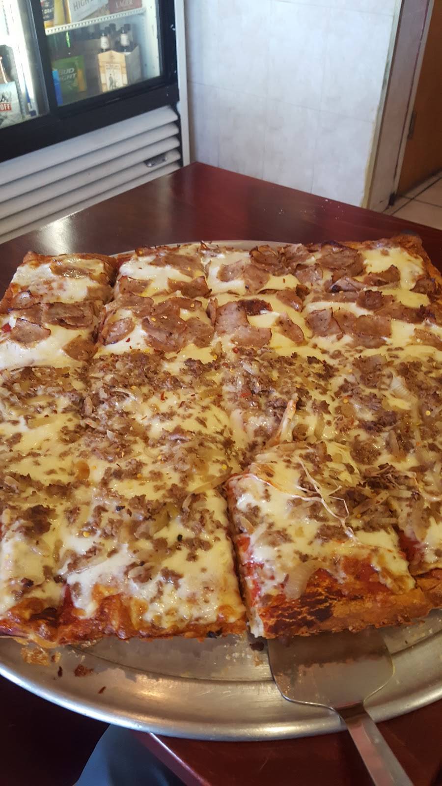 Montesini Pizza | restaurant | 3005, 6420 Frankford Ave, Philadelphia, PA 19135, USA | 2153383940 OR +1 215-338-3940