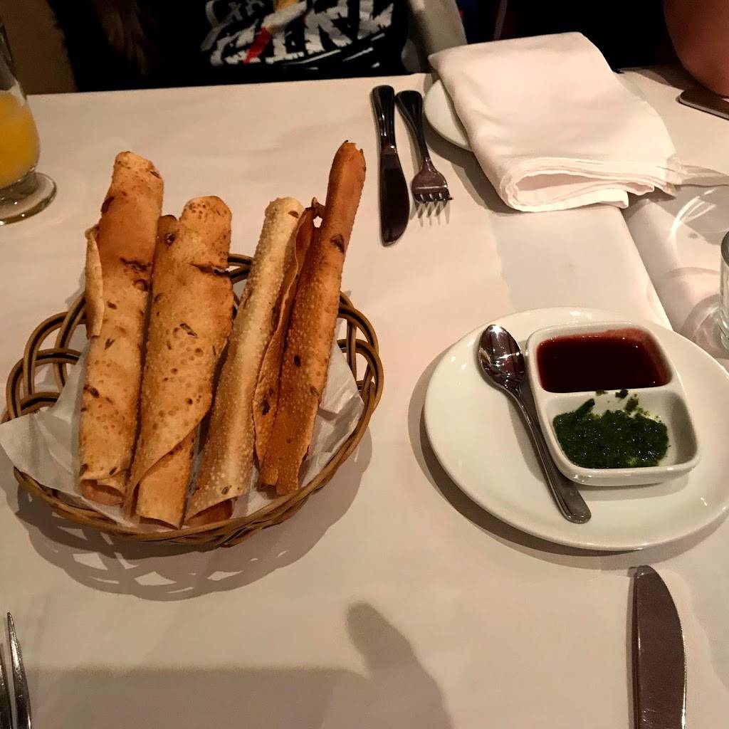 Savera Indian Cuisine | restaurant | 805 St Clair Ave W, Toronto, ON M6C 1B9, Canada | 4166572500 OR +1 416-657-2500