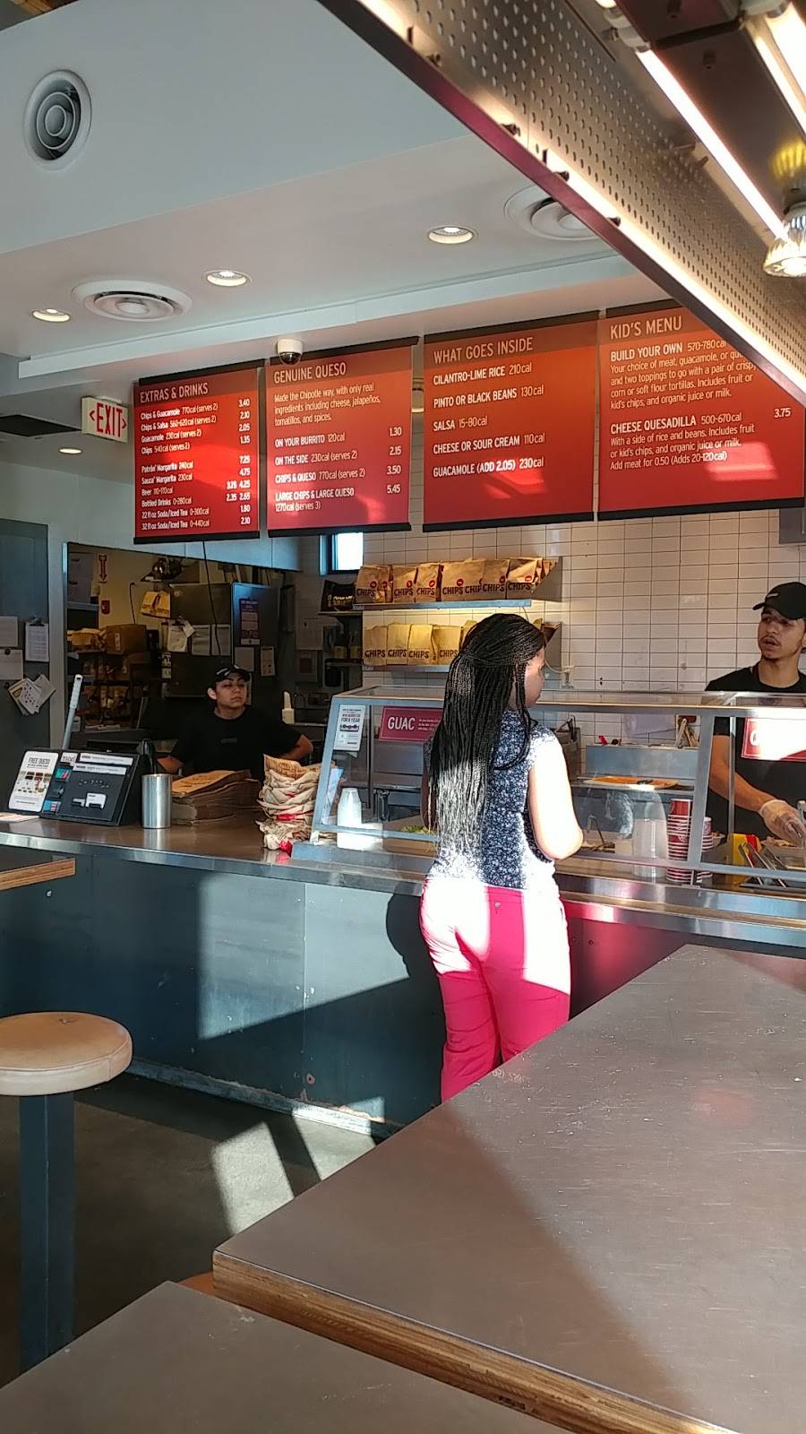 Chipotle Mexican Grill | restaurant | 48 Hale Rd, Manchester, CT 06042, USA | 8606440223 OR +1 860-644-0223