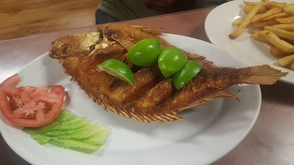 Mi Bandera | restaurant | 7748 W Hillsborough Ave, Tampa, FL 33615, USA | 8132438727 OR +1 813-243-8727