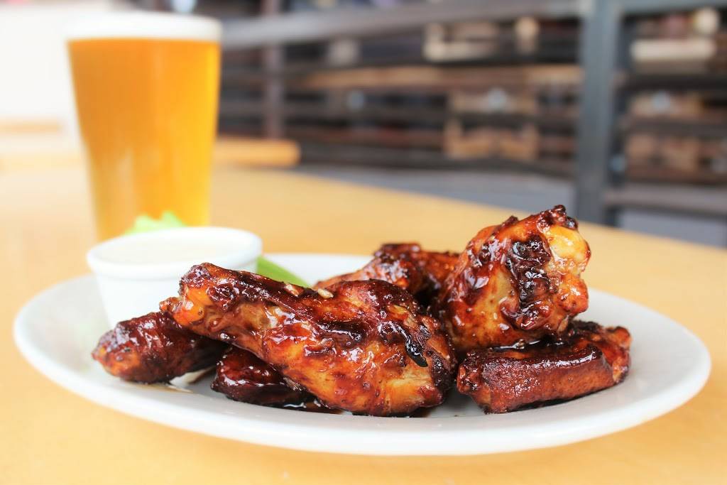 The Roman Candle Pizza | restaurant | 2623 Monroe St #100, Madison, WI 53711, USA | 6084464200 OR +1 608-446-4200