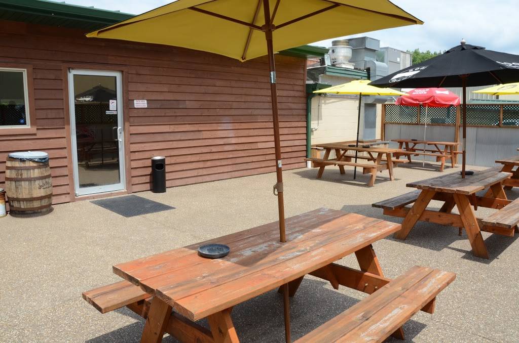 Rays Time Out | restaurant | 1815 Manufacturing Dr, Clinton, IA 52732, USA | 5632429900 OR +1 563-242-9900