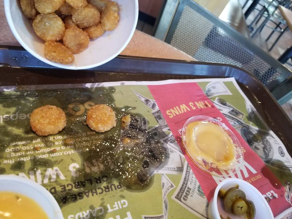 Taco Johns | restaurant | 7605 Royal Vista Cir, Windsor, CO 80528, USA | 9702662665 OR +1 970-266-2665