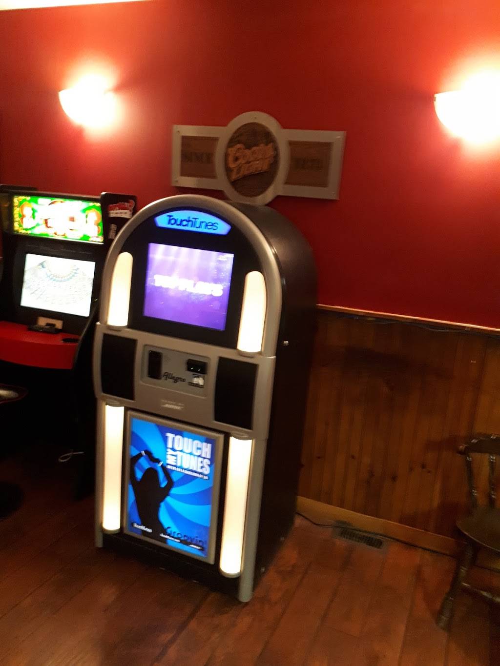 The Rose & Crown | restaurant | 36 Ontario Rd, Mitchell, ON N0K 1N0, Canada | 5193489838 OR +1 519-348-9838