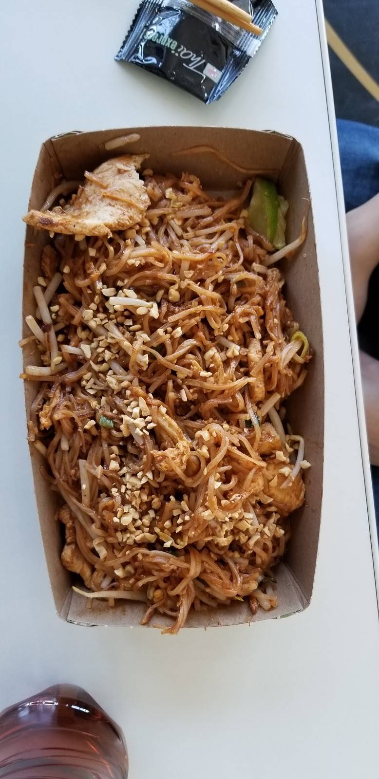 Thai Express | restaurant | 16 Vogell Rd, Richmond Hill, ON L4B 3K4, Canada | 9057373232 OR +1 905-737-3232