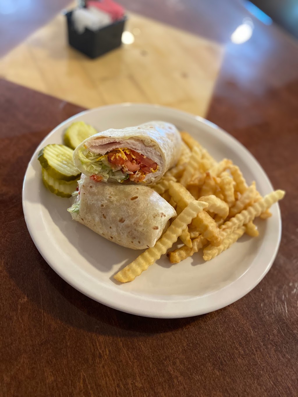 Camacho‘s Family Restaurant | restaurant | 3577 South 13th Street, Milwaukee, WI 53221, USA | 4142313421 OR +1 414-231-3421