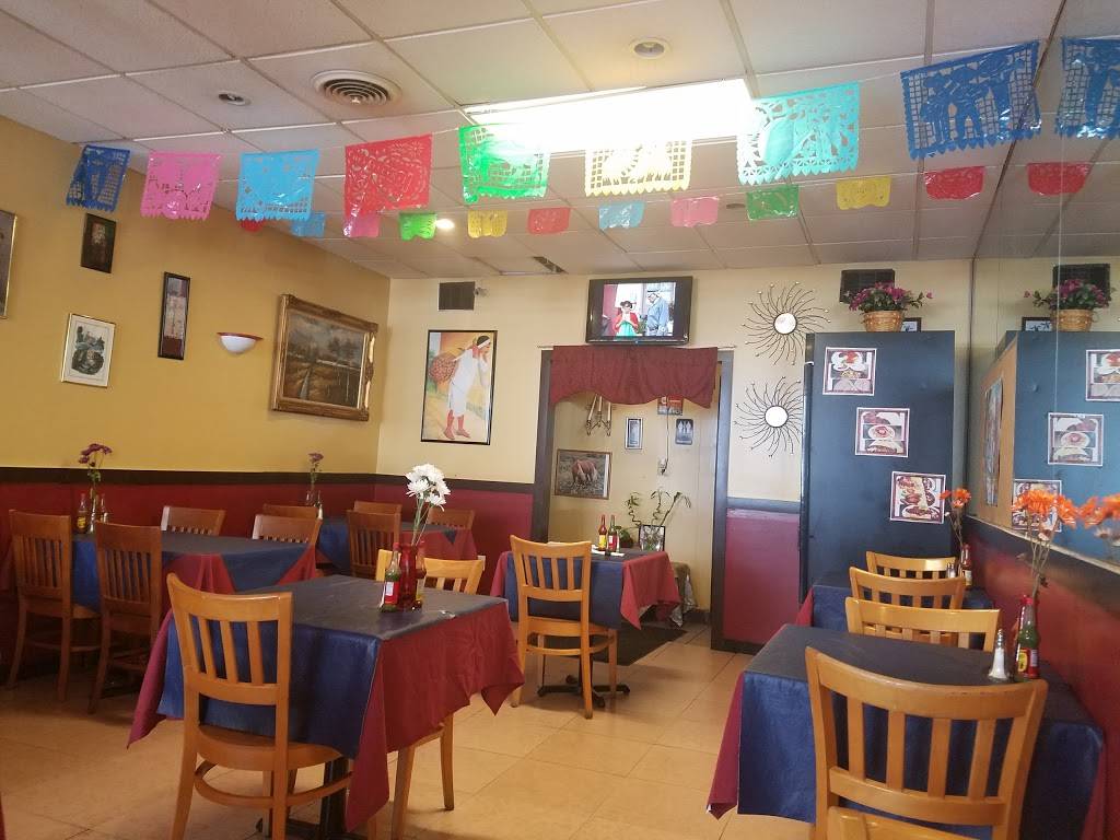 Pupuseria y Restaurant el Cuscatleco | restaurant | 29 Garrett Rd, Upper Darby, PA 19082, USA | 4844613156 OR +1 484-461-3156