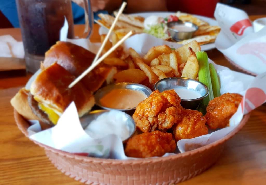 Chilis Grill & Bar | meal takeaway | 12172 S Apopka Vineland Rd, Orlando, FL 32836, USA | 4072396688 OR +1 407-239-6688