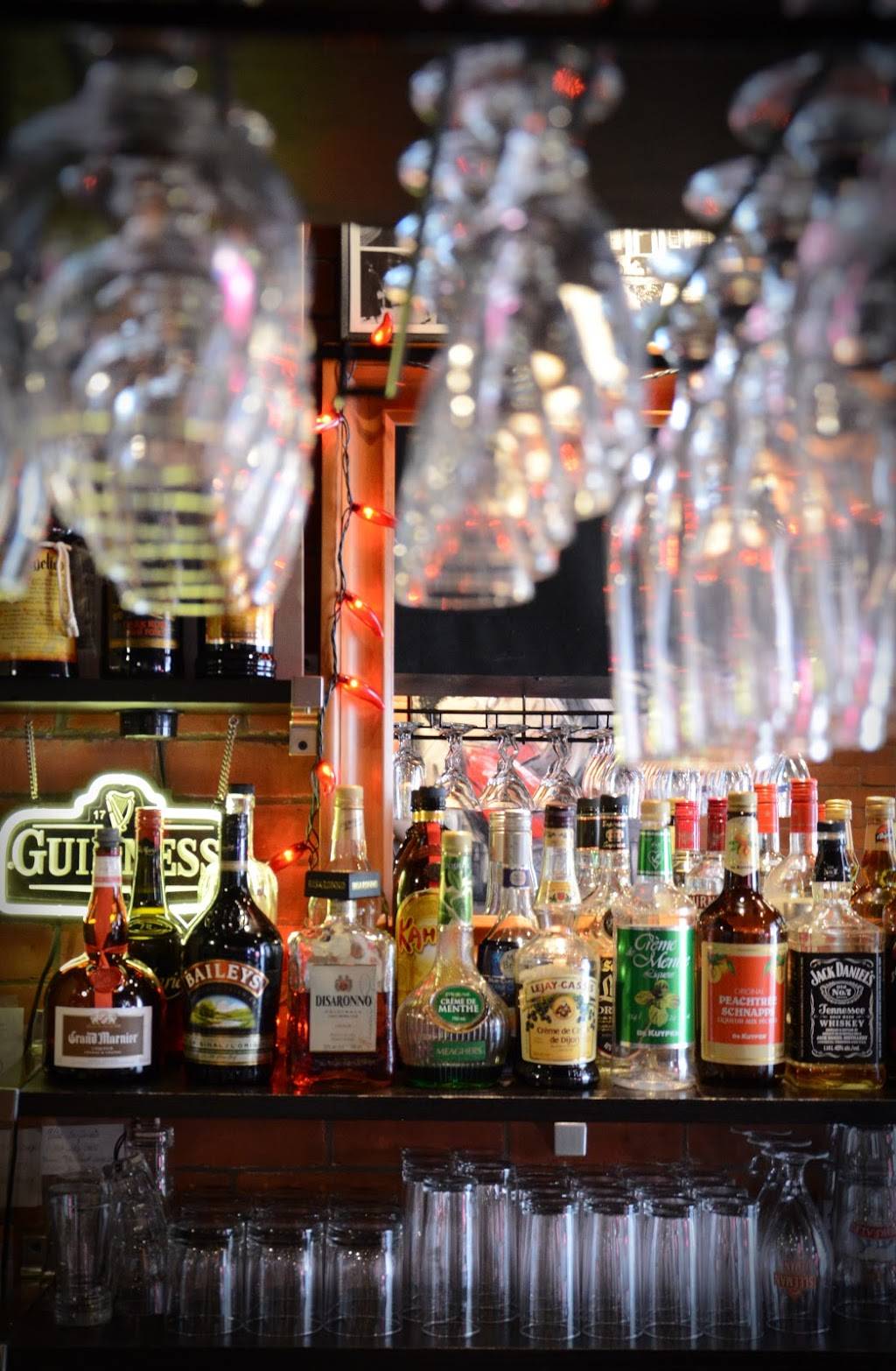 Restaurant La Nouvelle-Orléans | restaurant | 182 Rue Champlain, Salaberry-de-Valleyfield, QC J6T 1X7, Canada | 4503737997 OR +1 450-373-7997