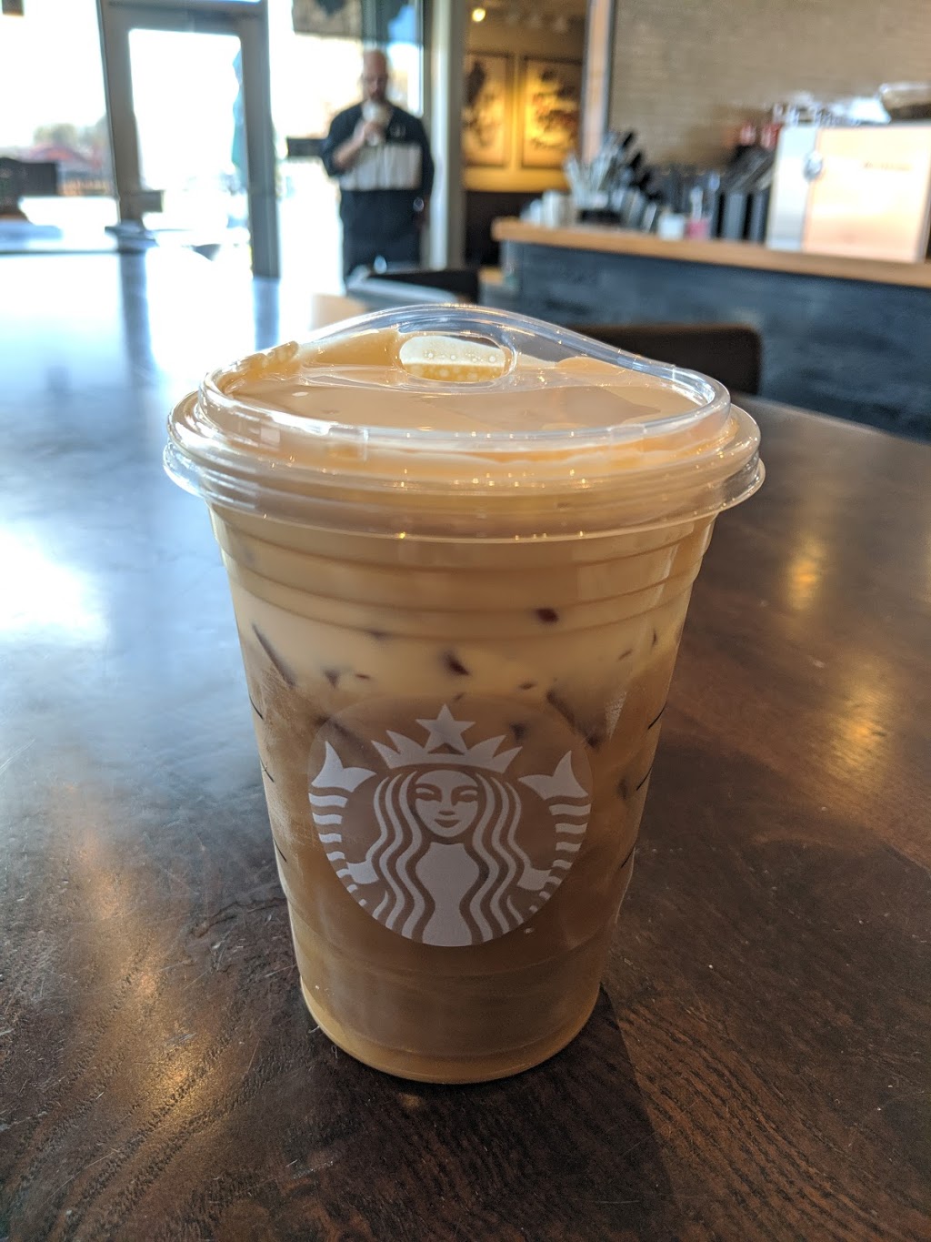 Starbucks | cafe | 4735 Sergeant Rd, Sioux City, IA 51106, USA | 7122746863 OR +1 712-274-6863