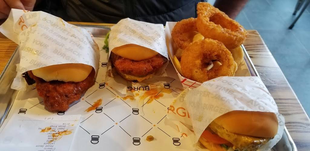 BurgerIM | restaurant | 187 Court St, Brooklyn, NY 11201, USA | 3475296711 OR +1 347-529-6711