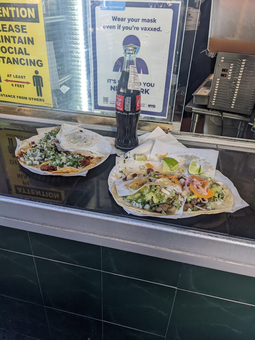 Taco Veloz | restaurant | 86-10 Roosevelt Ave, Queens, NY 11372, USA | 9174212818 OR +1 917-421-2818