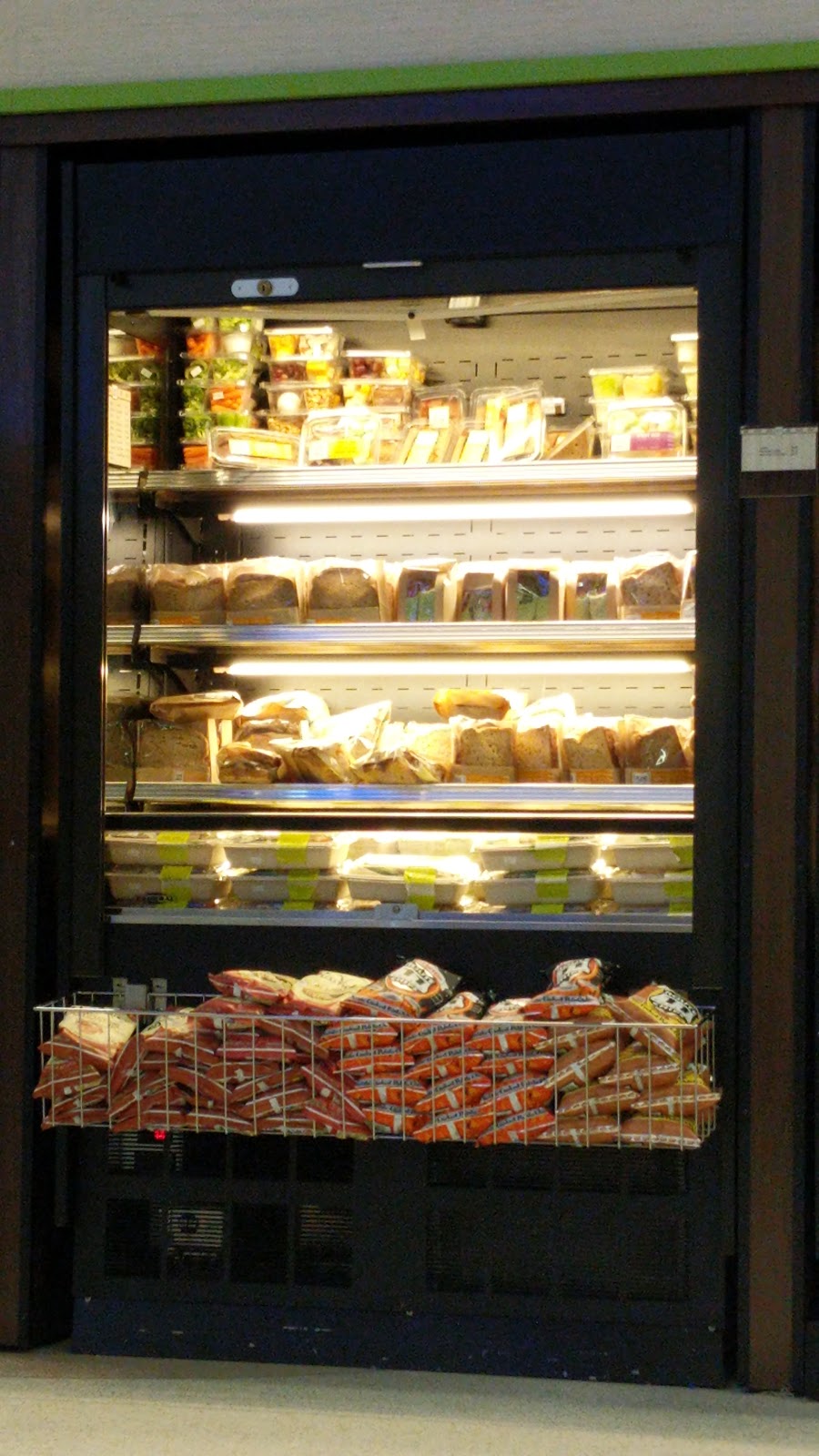 Plane Box Food Co | restaurant | Terminal 3, 100 Terminal Dr, Fort Lauderdale, FL 33315, USA | 9543591500 OR +1 954-359-1500