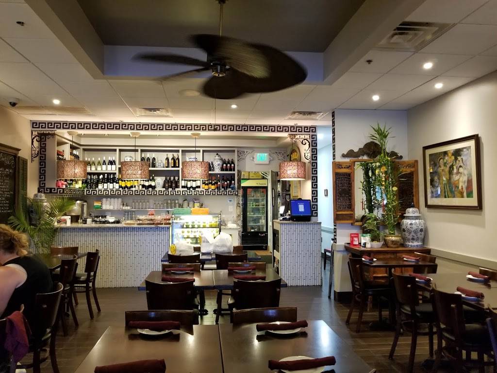 Little Viet Garden (and Banh Ta Deli) | restaurant | 6783 Wilson Blvd, Falls Church, VA 22044, USA | 5713854098 OR +1 571-385-4098