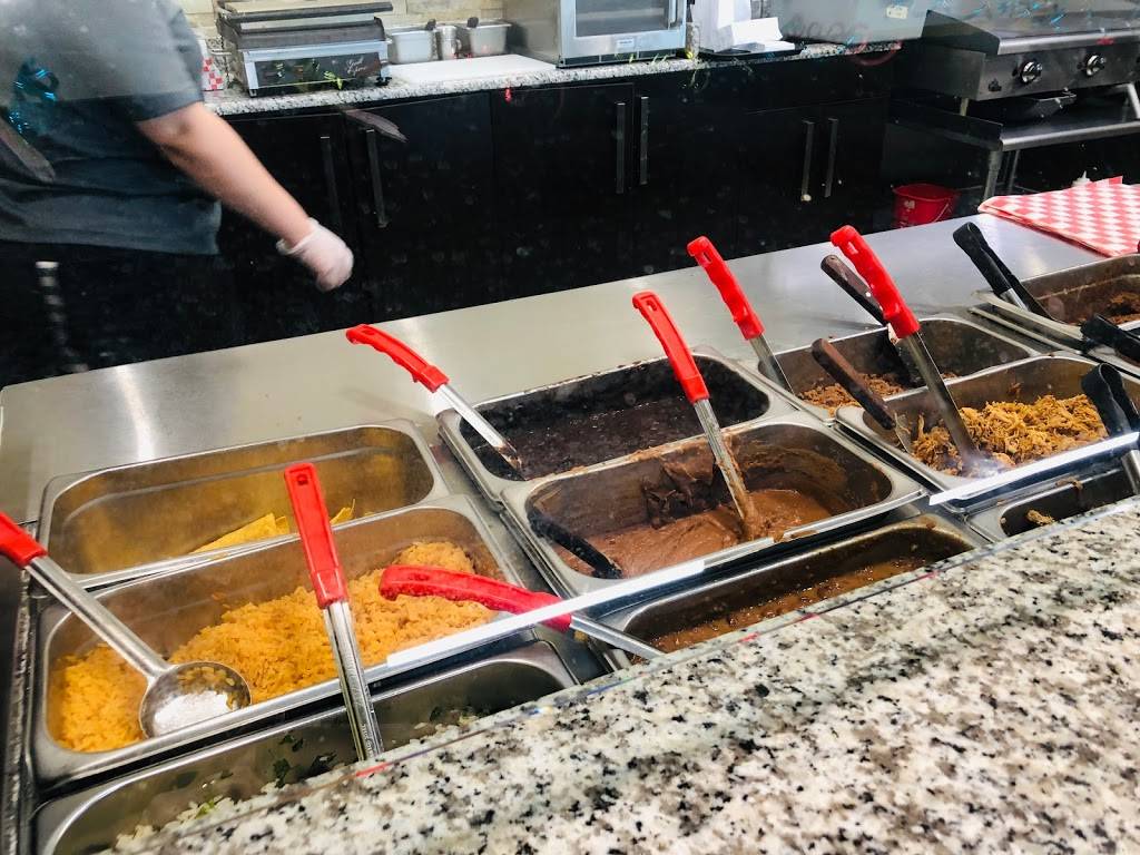 Taco Maker Mexican Grill | restaurant | 7790 Lake Underhill Rd Unit 105, Orlando, FL 32822, USA | 4077231276 OR +1 407-723-1276