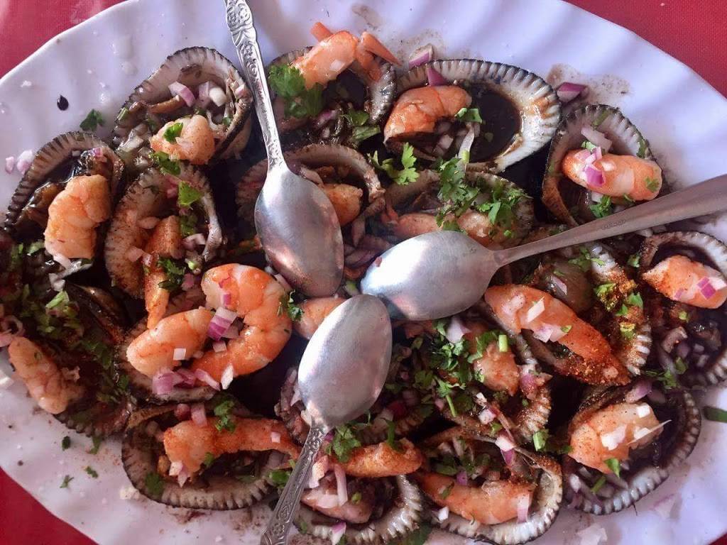 Paraíso Del Mar | restaurant | 13862 Chase St, Panorama City, CA 91402, USA | 8186342999 OR +1 818-634-2999