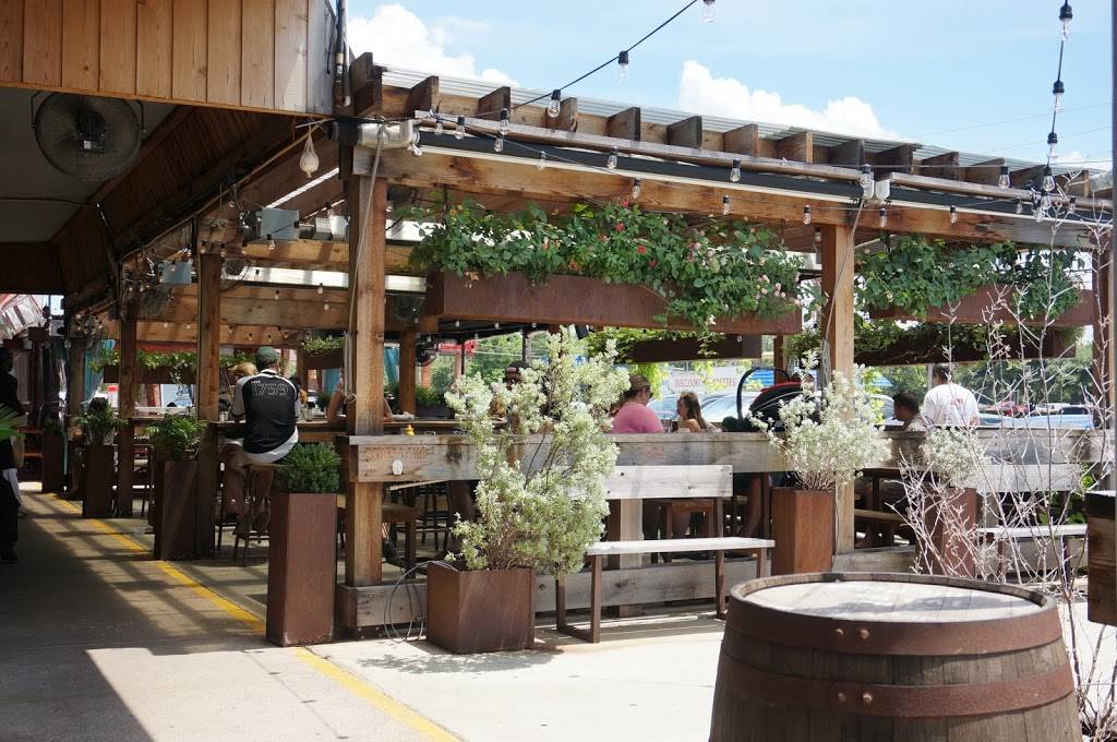 Goodfriend Beer Garden & Burger House | restaurant | 1154 Peavy Rd, Dallas, TX 75218, USA | 2143243335 OR +1 214-324-3335