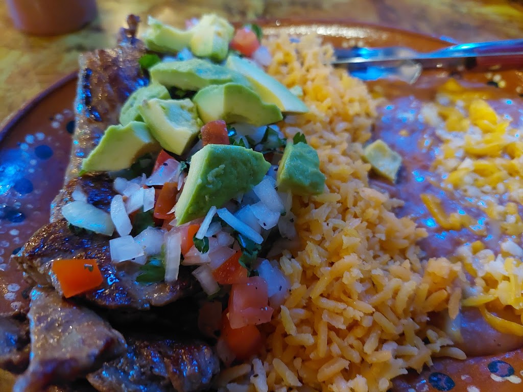 Mineros Restaurant | restaurant | 625 AZ-89A, Cottonwood, AZ 86326, USA | 9282394982 OR +1 928-239-4982