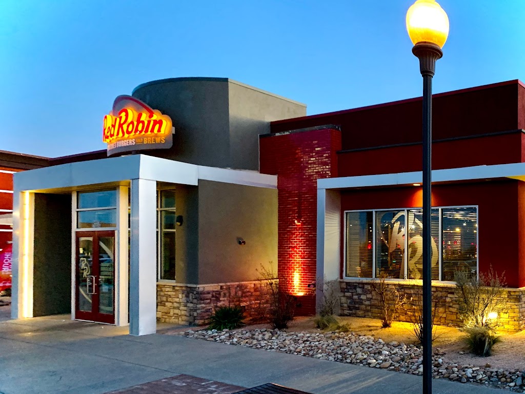 Red Robin Gourmet Burgers and Brews | restaurant | 4805 S Loop 289, Lubbock, TX 79423, USA | 8067944800 OR +1 806-794-4800