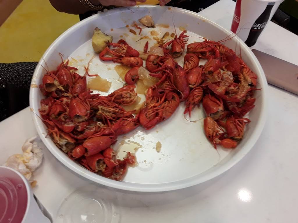 Yayas Poboys | restaurant | 2212 Katy Flewellen Rd, Katy, TX 77494, USA | 8324370970 OR +1 832-437-0970