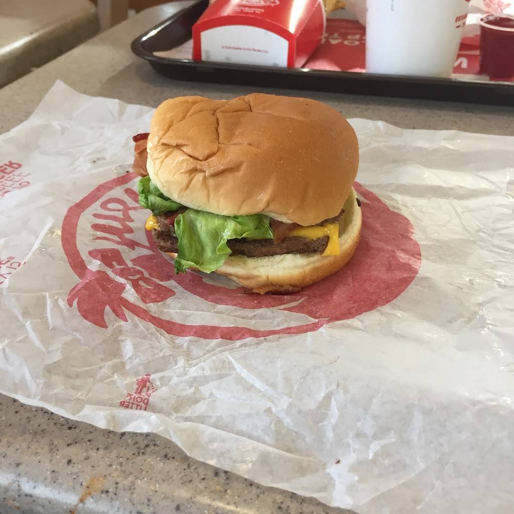 Wendys | restaurant | 1412 4th St NW, New Philadelphia, OH 44663, USA | 3303645991 OR +1 330-364-5991