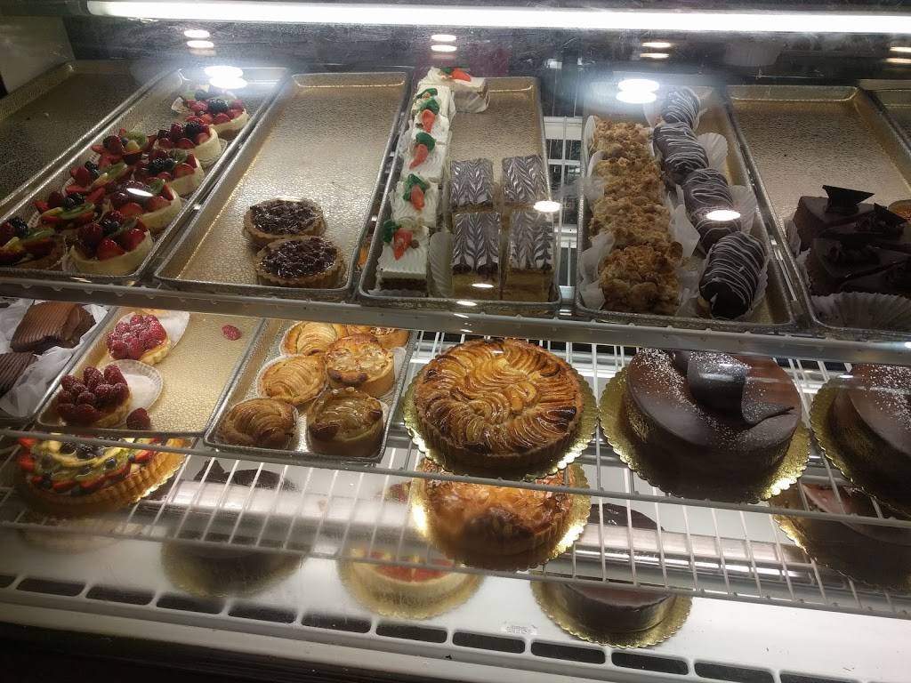 Joannas Marketplace | bakery | 8247 S Dixie Hwy, Miami, FL 33143, USA | 3056615777 OR +1 305-661-5777